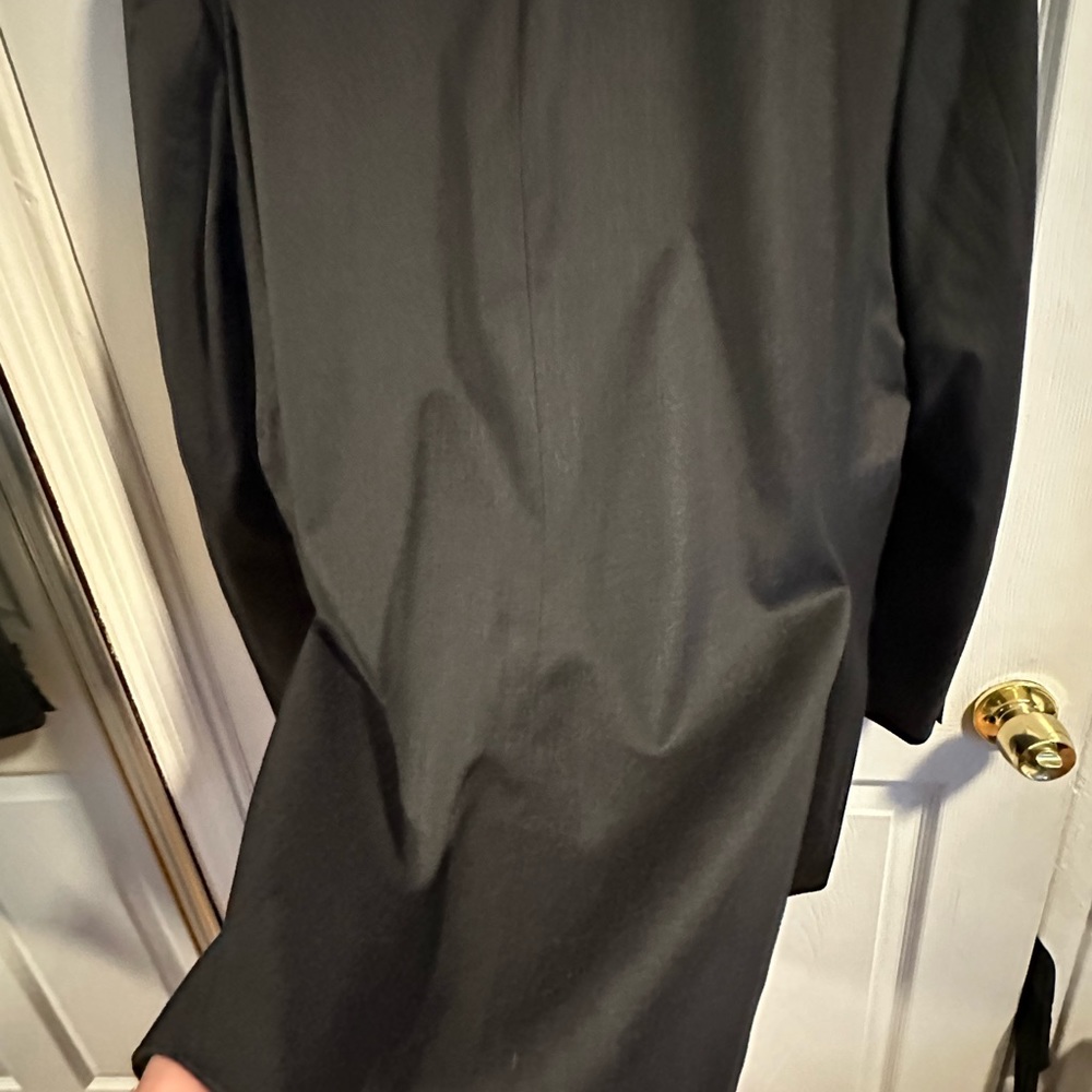 Hugo Boss 44R - Picture 6 of 8